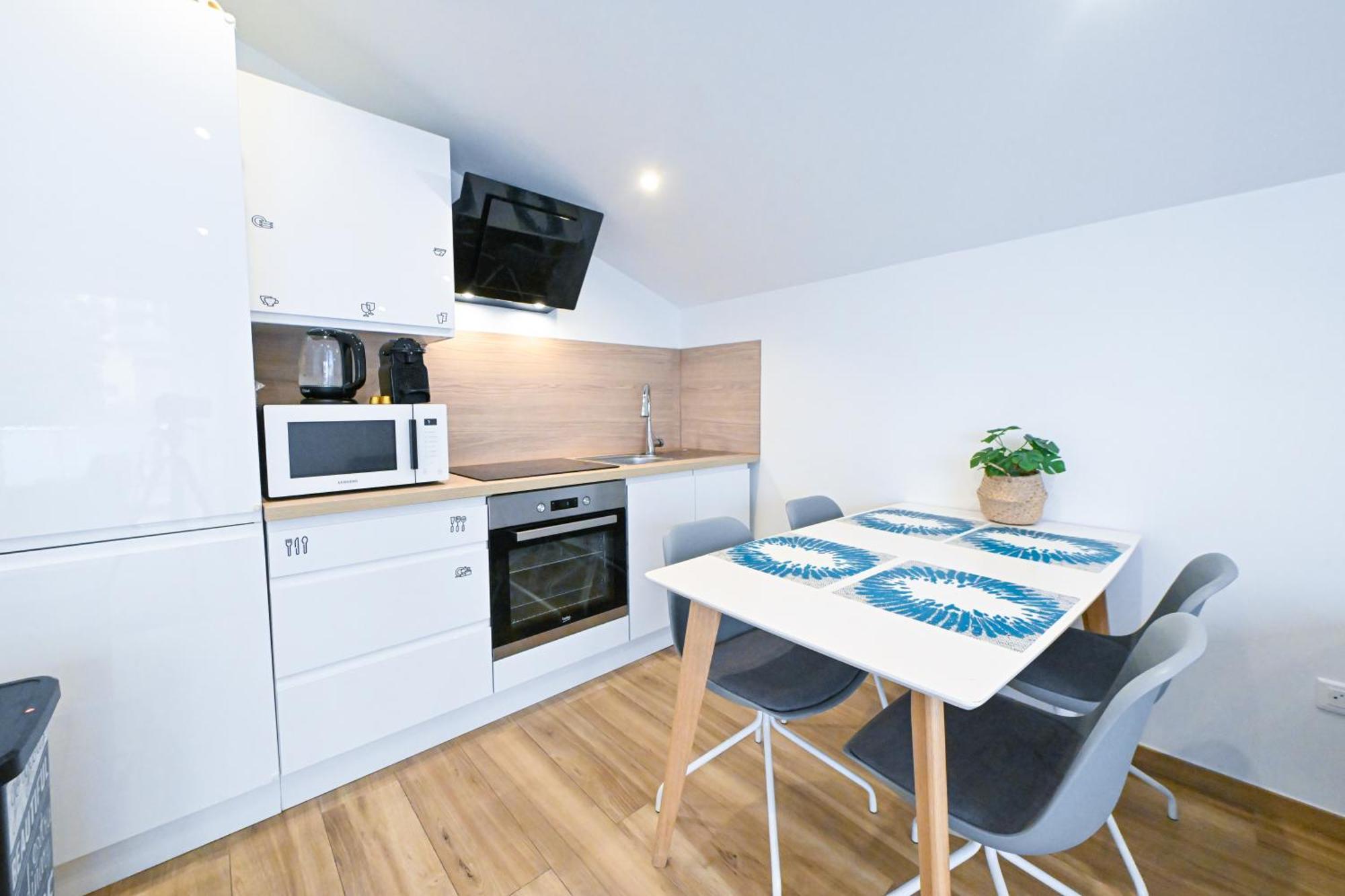 Appartement Beau Deux Pieces Cozy Avec Terrasse N11 *